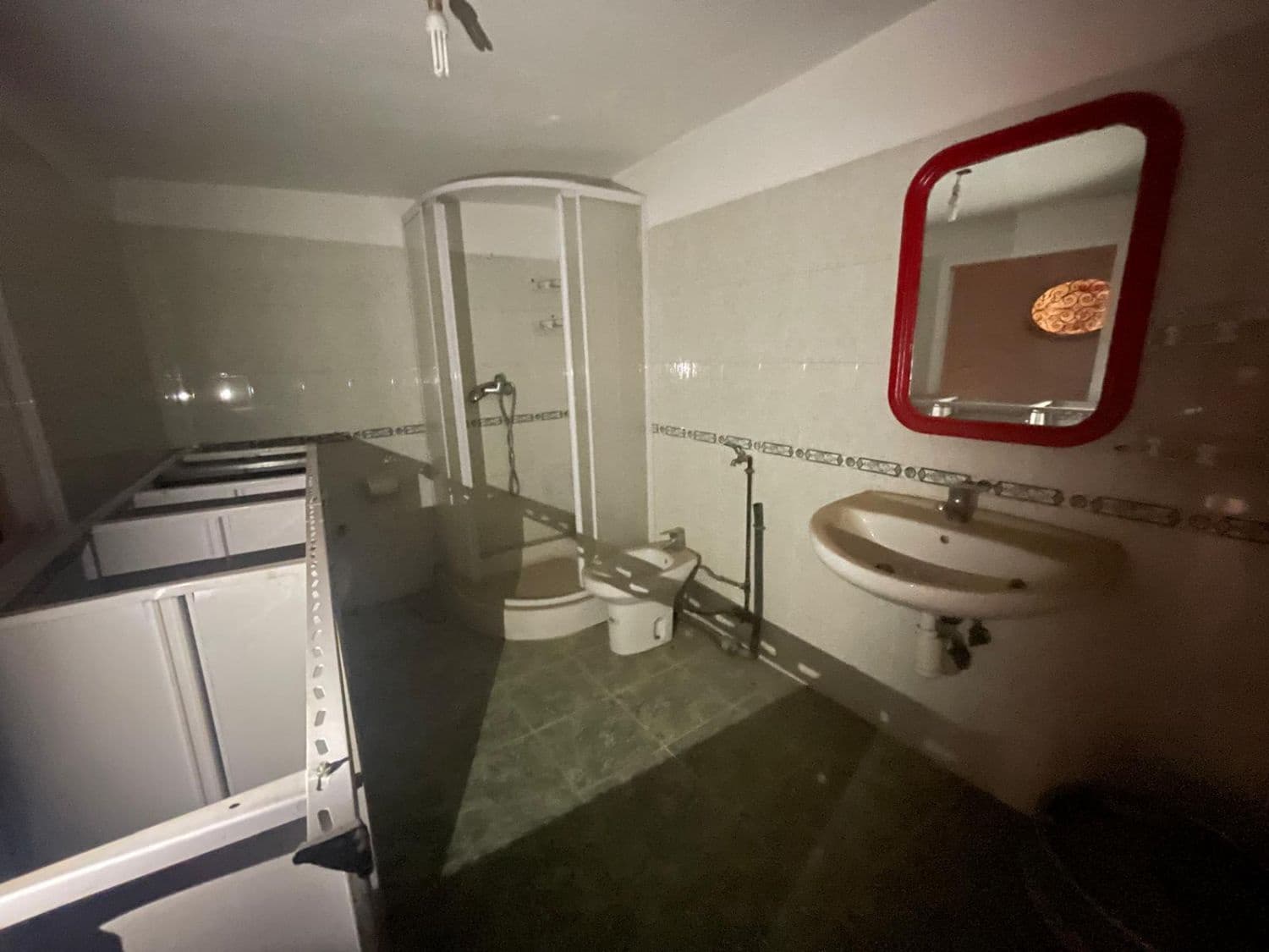 6 makuuhuone Omakotitalo myytävänä paikassa Castello de la Plana - 260 000 € (Ref: 9282478)