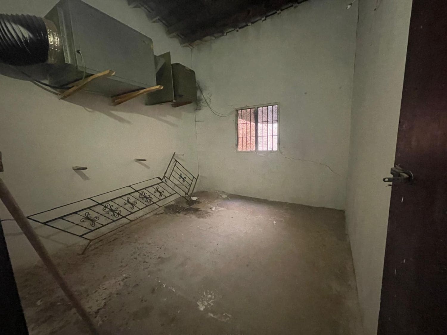 6 makuuhuone Omakotitalo myytävänä paikassa Castello de la Plana - 260 000 € (Ref: 9282478)