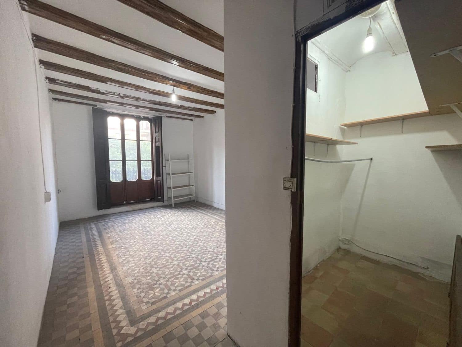 6 makuuhuone Omakotitalo myytävänä paikassa Castello de la Plana - 260 000 € (Ref: 9282478)