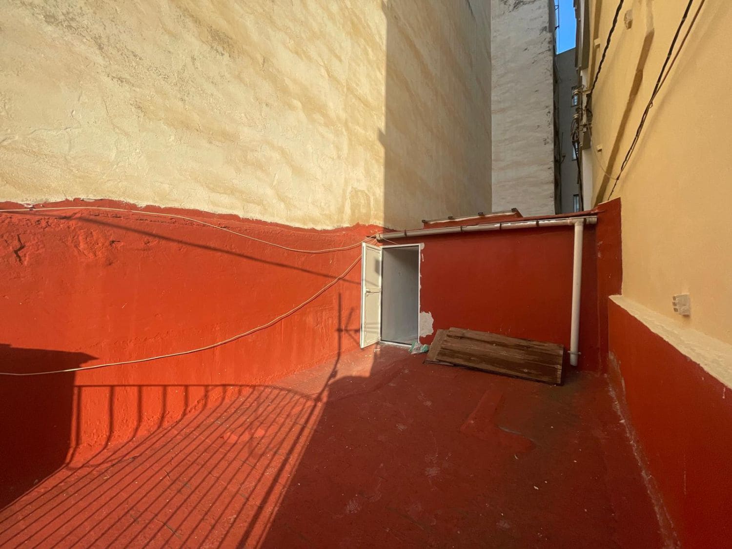 6 makuuhuone Omakotitalo myytävänä paikassa Castello de la Plana - 260 000 € (Ref: 9282478)