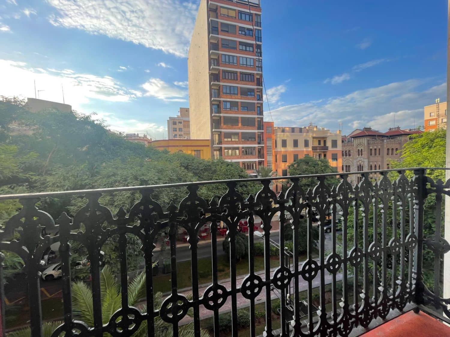 6 makuuhuone Omakotitalo myytävänä paikassa Castello de la Plana - 260 000 € (Ref: 9282478)