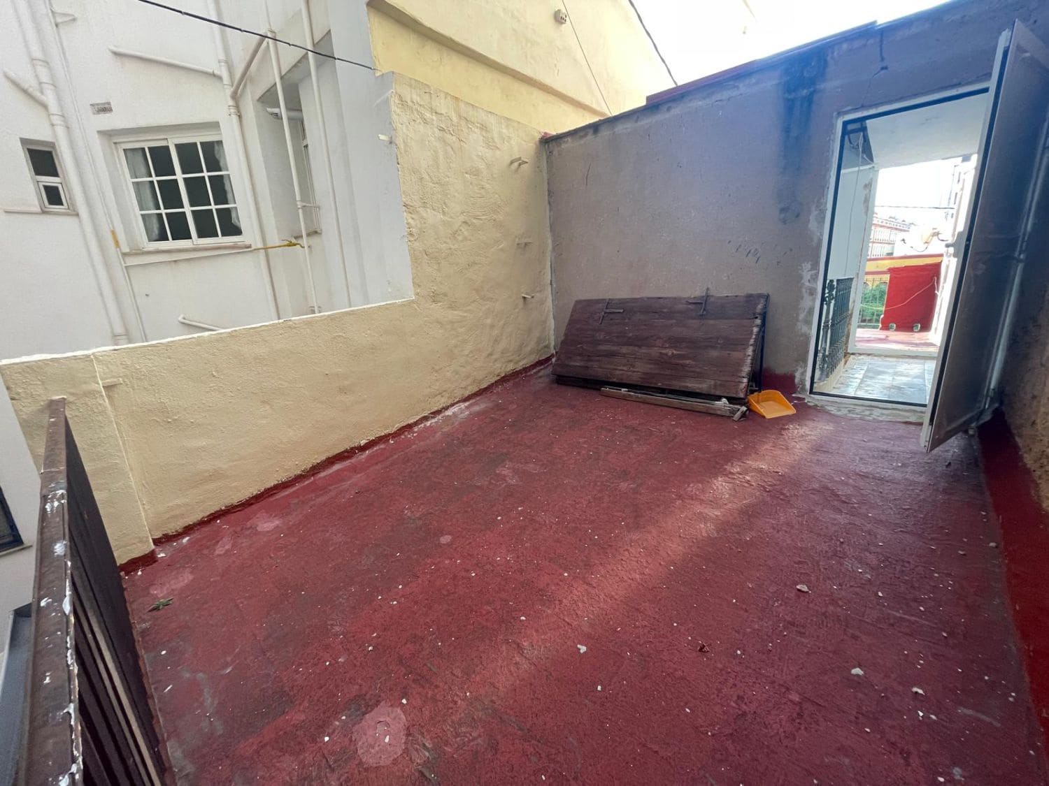 6 makuuhuone Omakotitalo myytävänä paikassa Castello de la Plana - 260 000 € (Ref: 9282478)