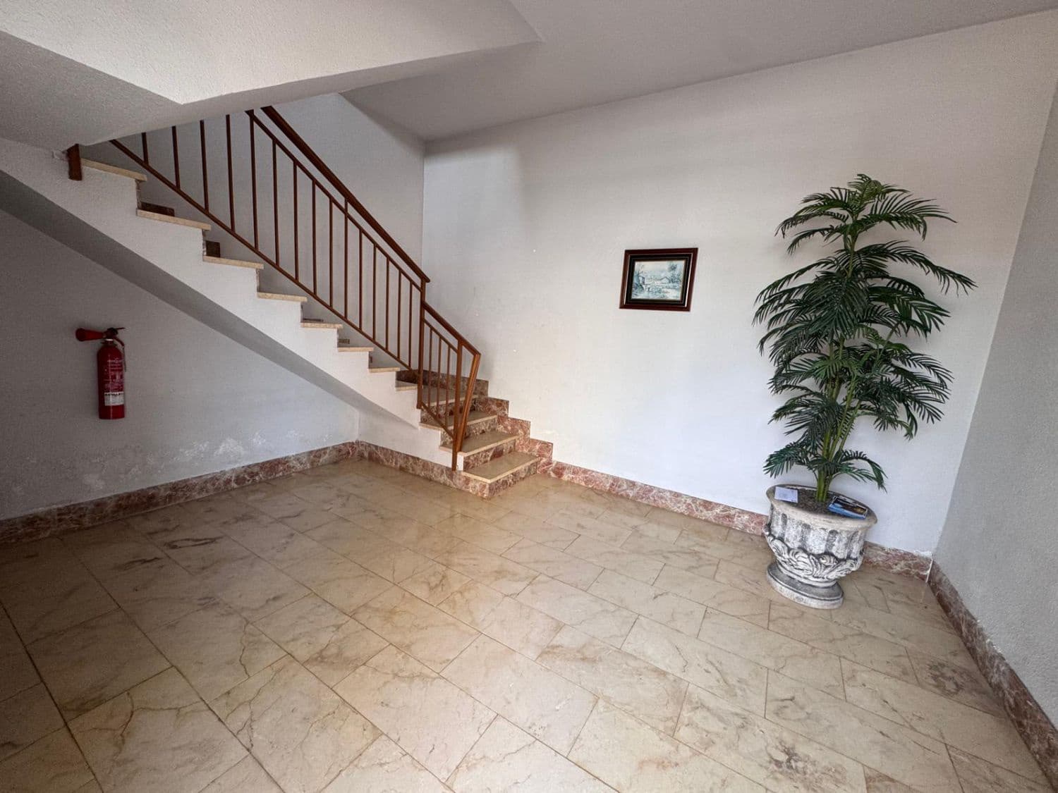 3 bedroom Flat for sale in Les Alqueries / Alquerias del Nino Perdido - € 110,000 (Ref: 9282480)