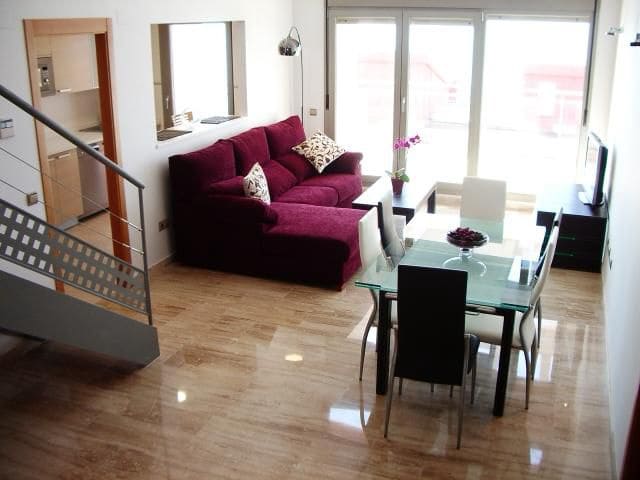 3 bedroom Apartment for rent in Benicàssim with garage - € 1,990 (Ref: 9282484)