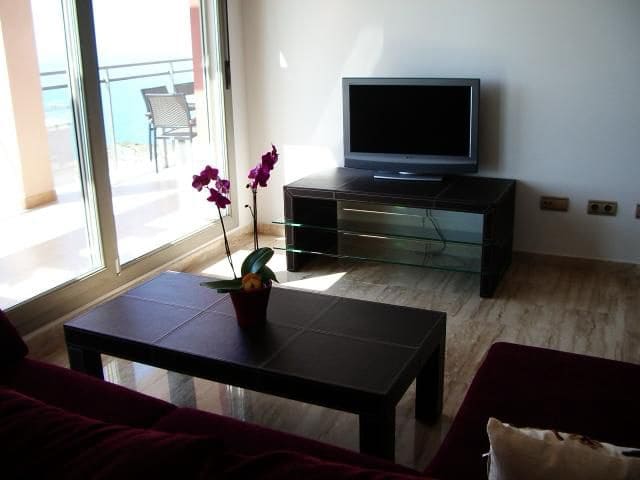 3 bedroom Apartment for rent in Benicàssim with garage - € 1,990 (Ref: 9282484)