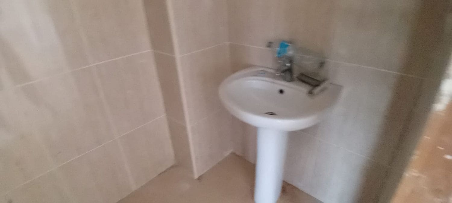 Commercial for rent in Oropesa  - € 500 (Ref: 9285641)