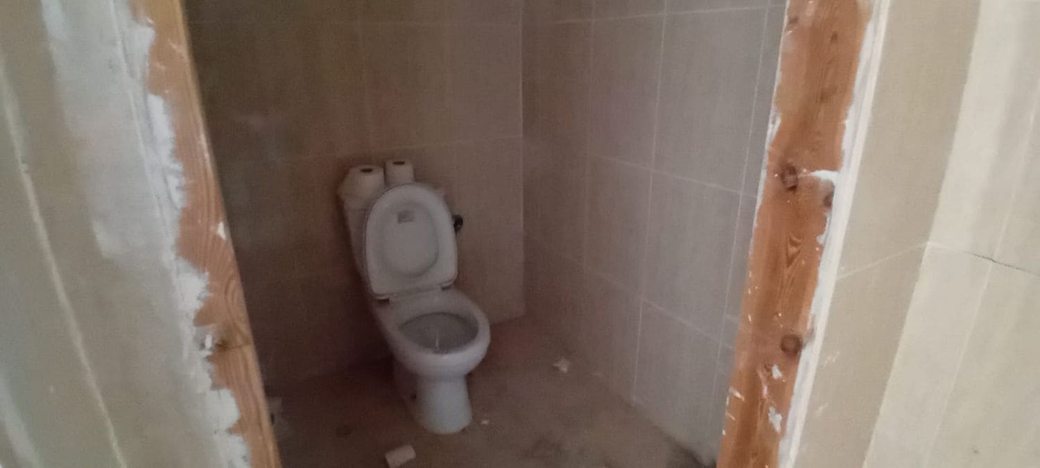 Commercial for rent in Oropesa  - € 500 (Ref: 9285641)