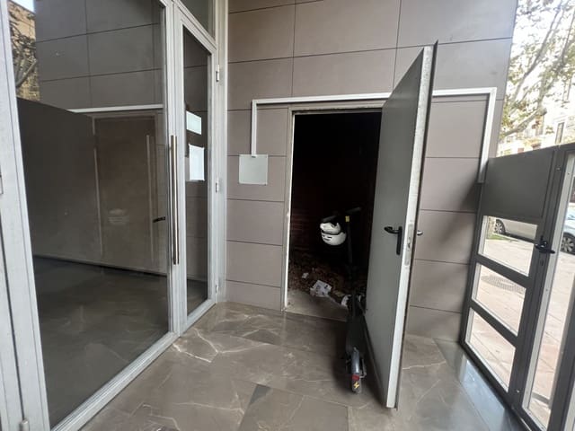 Kommersiell til salgs i Centro, Castelló de la Plana - € 89 000 (Ref: 9295009)