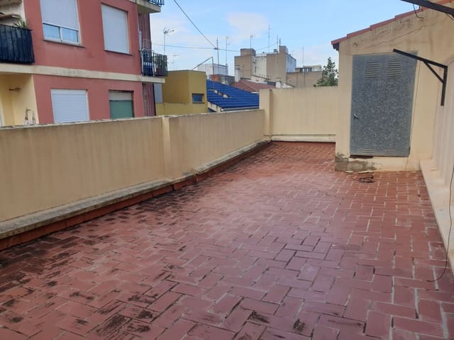 8 bedroom Townhouse for sale in Centro, Castelló de la Plana with garage - € 800,000 (Ref: 9318065)