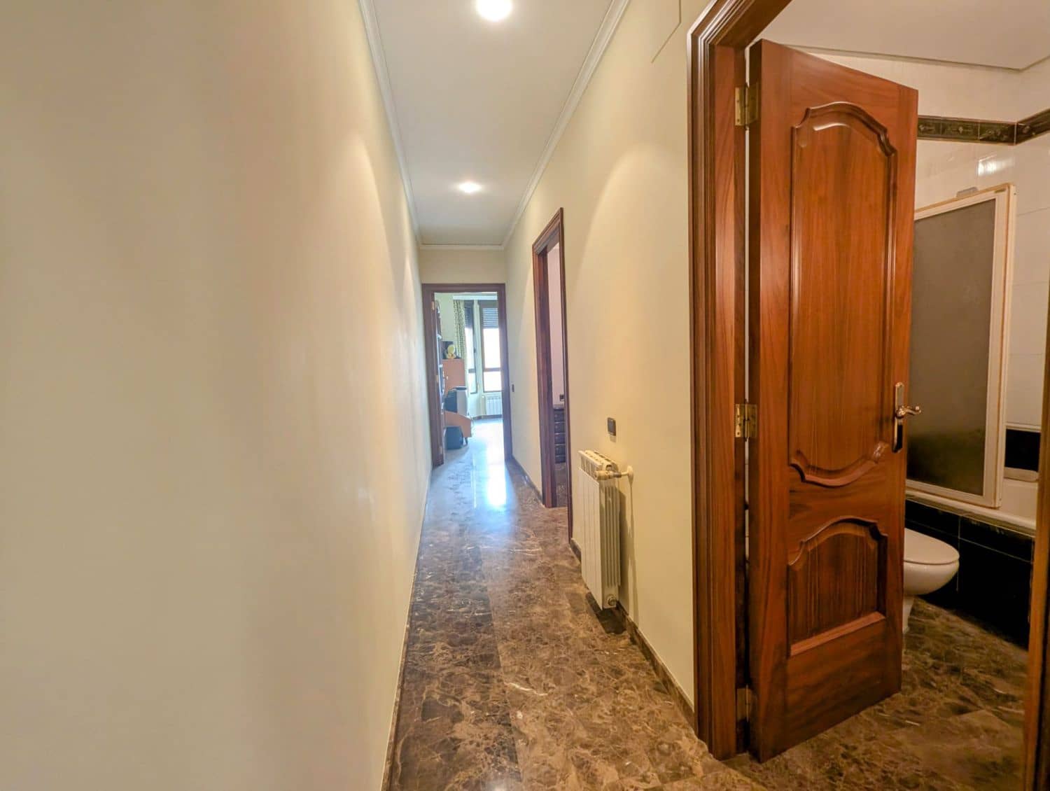 8 quarto Casa em Banda para venda em Castello de la Plana com garagem - 800 000 € (Ref: 9318065)