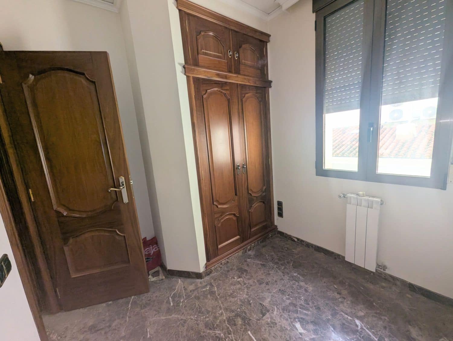 8 quarto Casa em Banda para venda em Castello de la Plana com garagem - 800 000 € (Ref: 9318065)