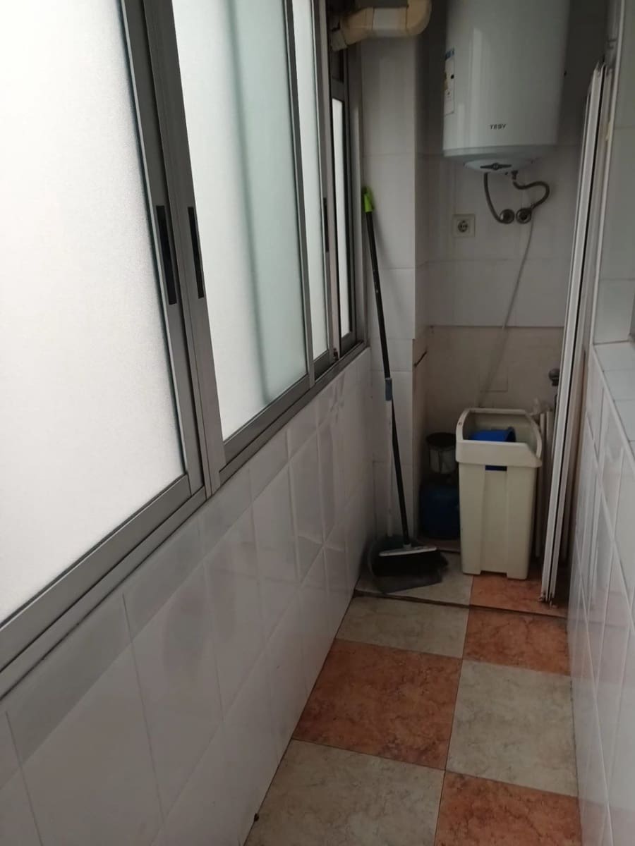 3 bedroom Flat for sale in Sagunto / Sagunt - € 145,000 (Ref: 9330935)