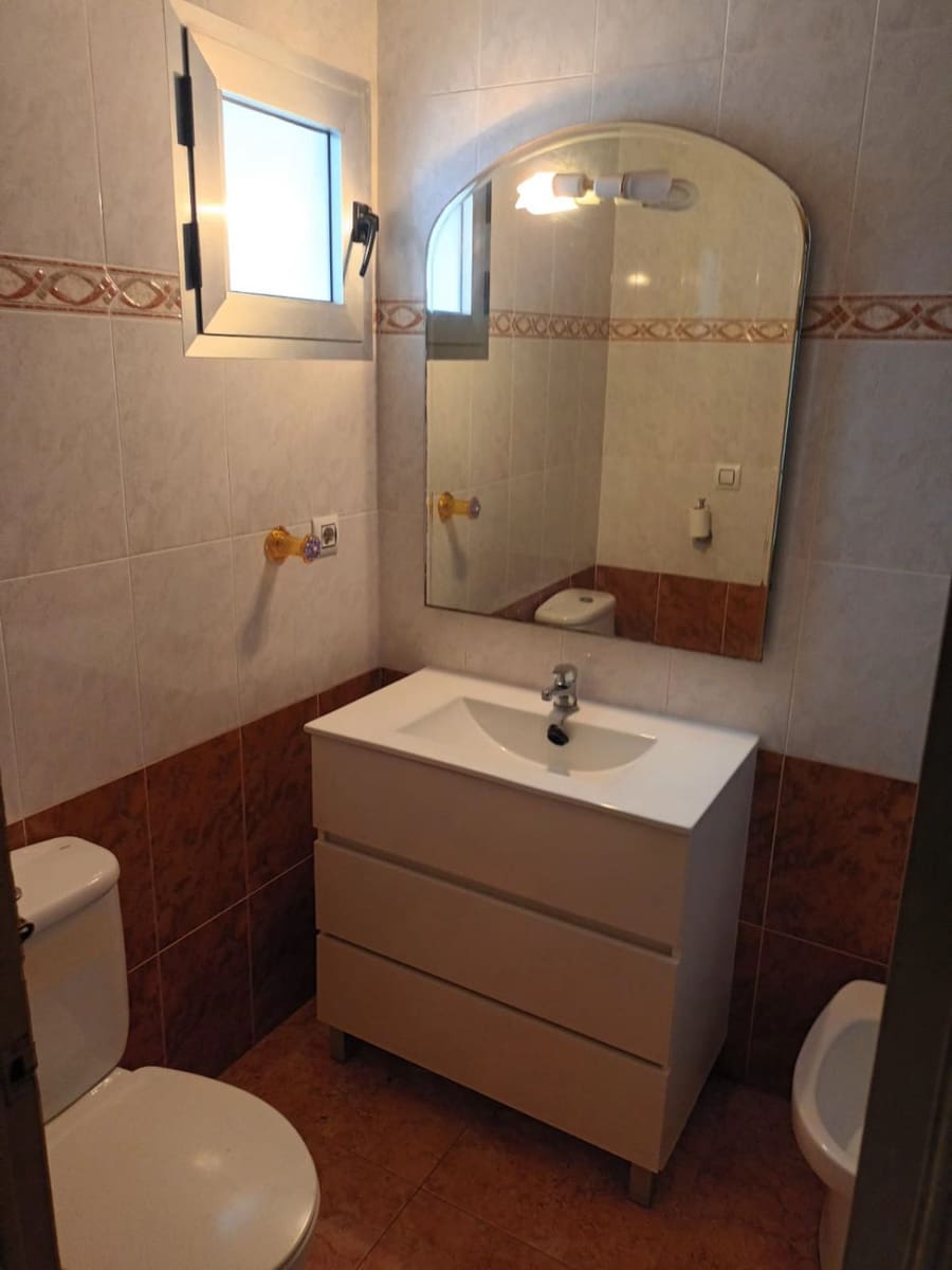 3 bedroom Flat for sale in Sagunto / Sagunt - € 145,000 (Ref: 9330935)