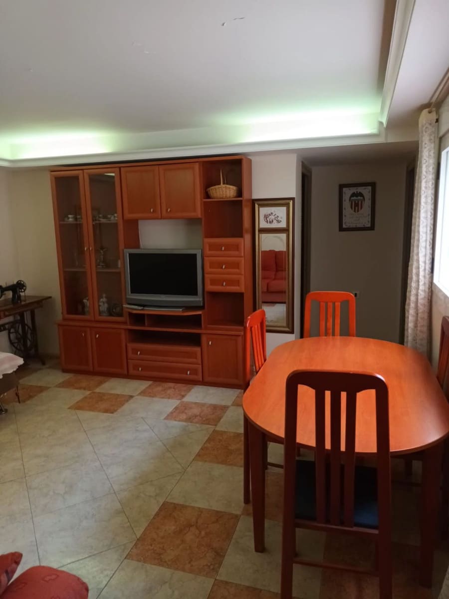 3 bedroom Flat for sale in Sagunto / Sagunt - € 145,000 (Ref: 9330935)