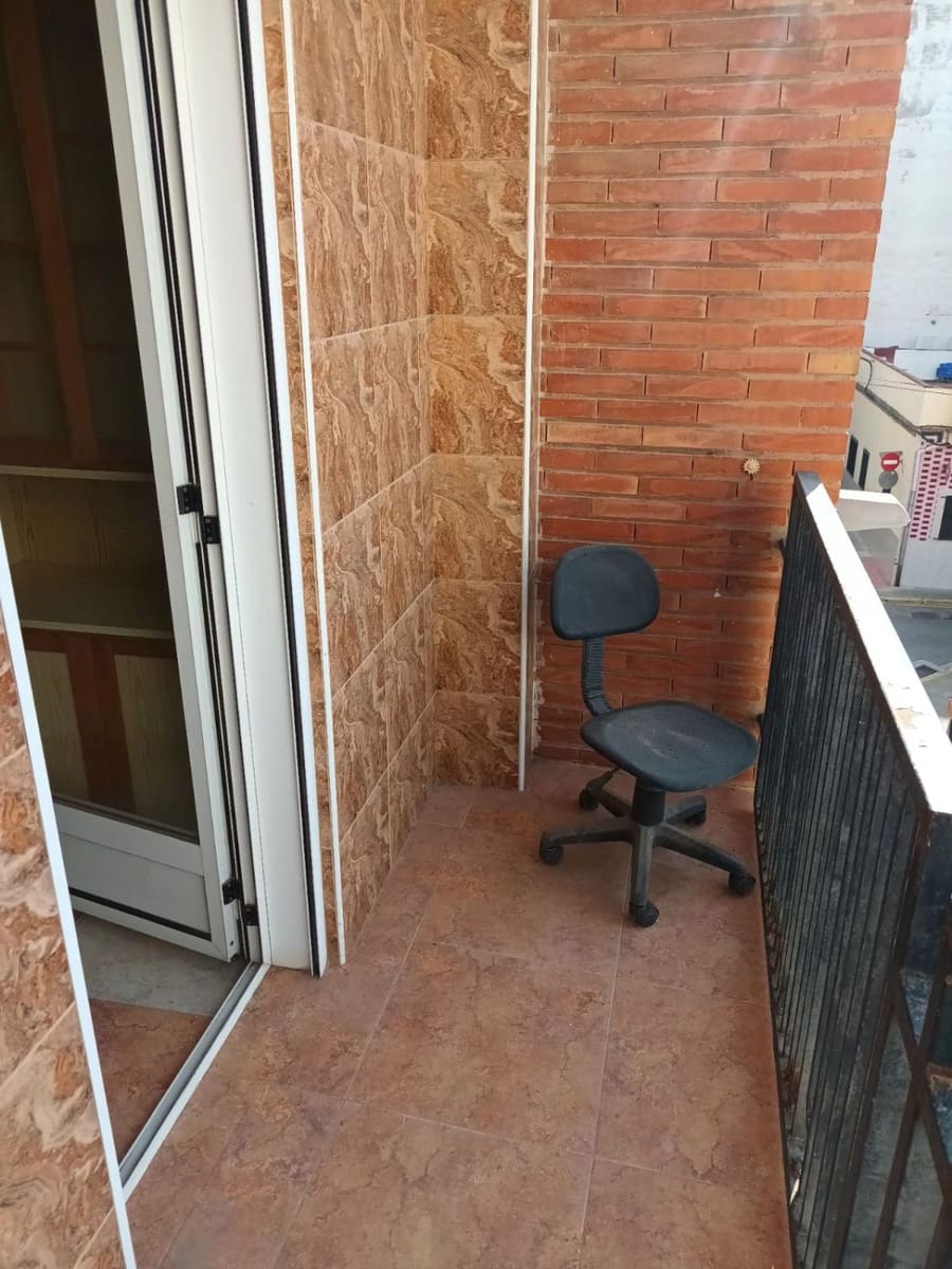 3 bedroom Flat for sale in Sagunto / Sagunt - € 145,000 (Ref: 9330935)