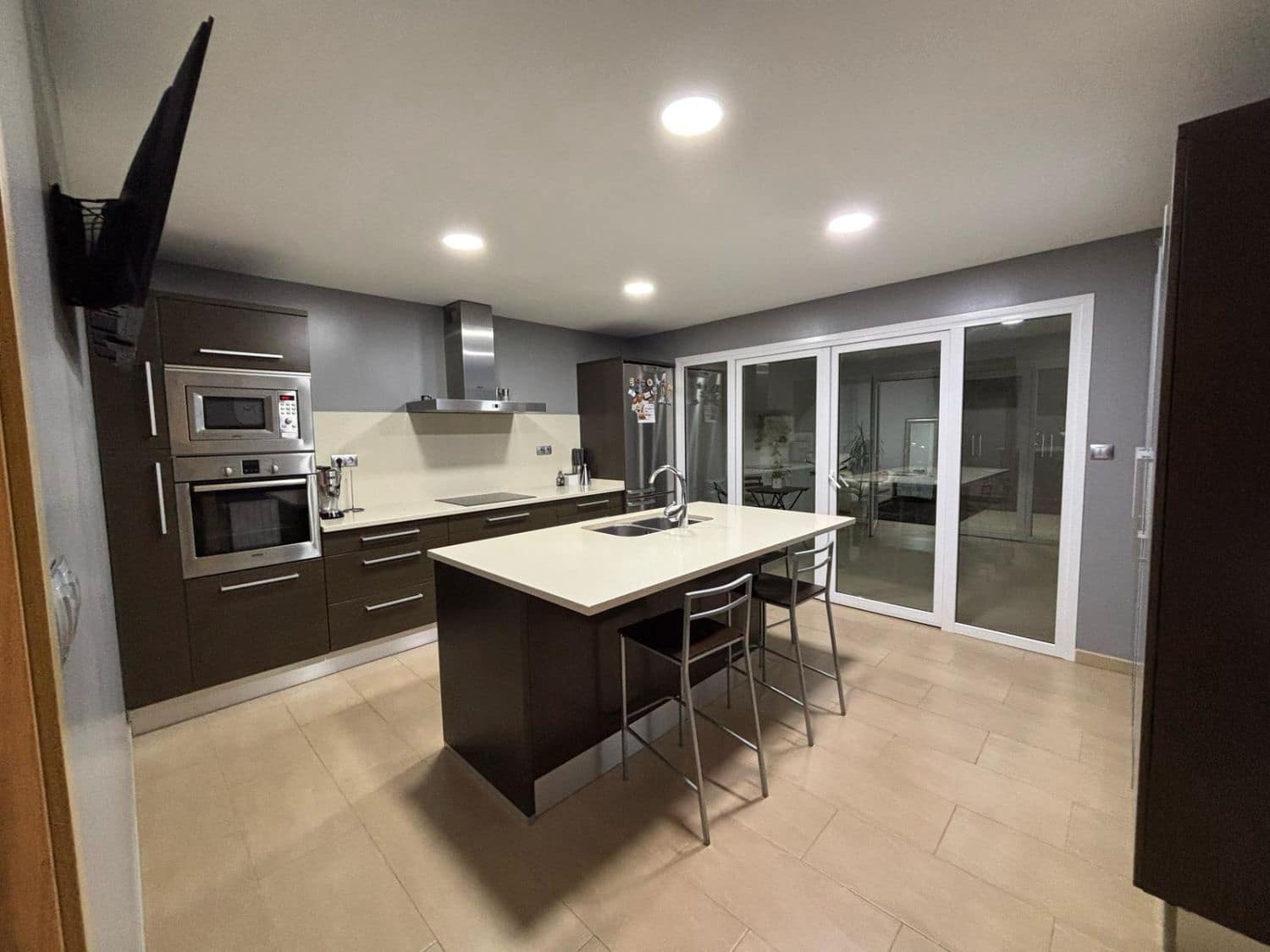 3 soveværelse Byhus til salg i La Vall d'Uixo med garage - € 339.900 (Ref: 9330936)