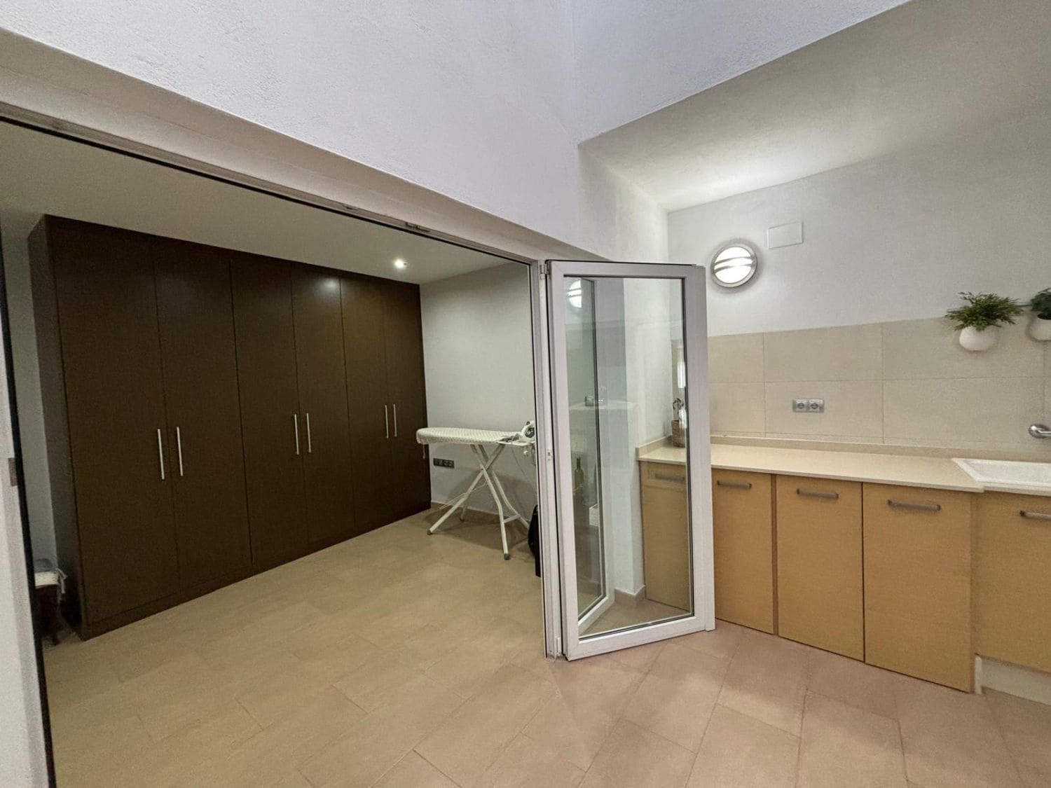 3 soveværelse Byhus til salg i La Vall d'Uixo med garage - € 339.900 (Ref: 9330936)