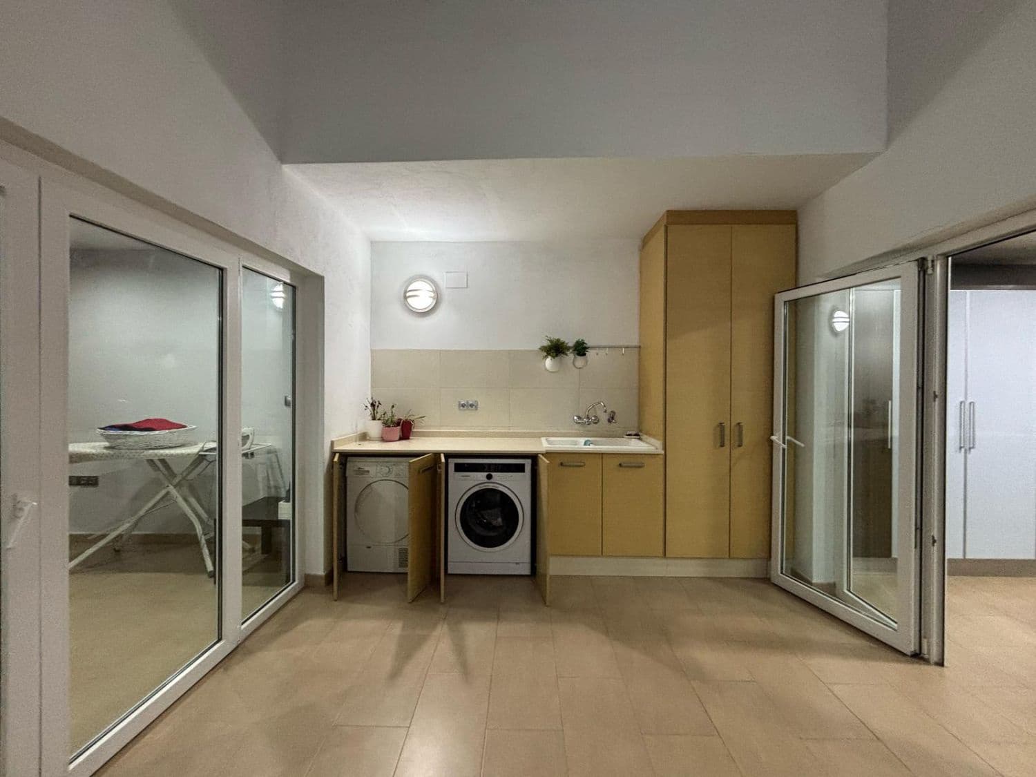 3 soveværelse Byhus til salg i La Vall d'Uixo med garage - € 339.900 (Ref: 9330936)