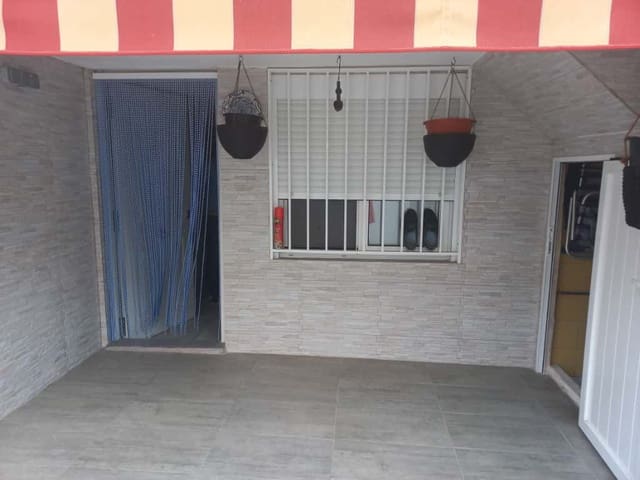 3 makuuhuone Rivitalo myytävänä paikassa Oropesa  mukana 
autotalli - 170 000 € (Ref: 9335346)