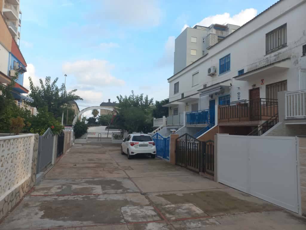 3 sovrum Radhus till salu i Oropesa  med garage - 170 000 € (Ref: 9335346)