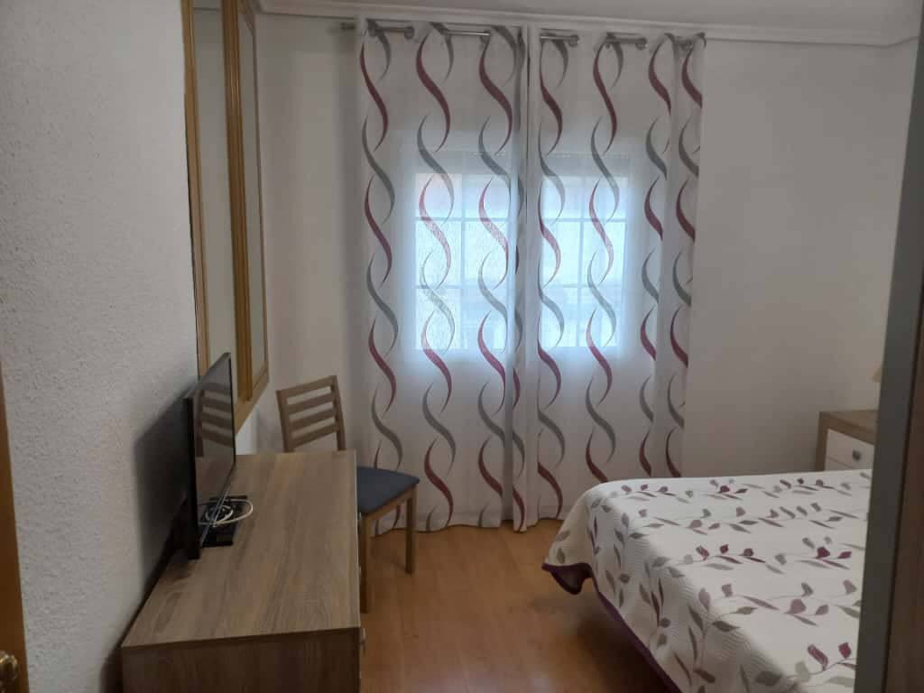 3 sovrum Radhus till salu i Oropesa  med garage - 170 000 € (Ref: 9335346)