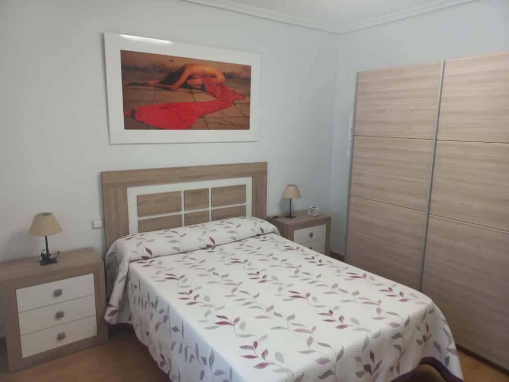 3 sovrum Radhus till salu i Oropesa  med garage - 170 000 € (Ref: 9335346)