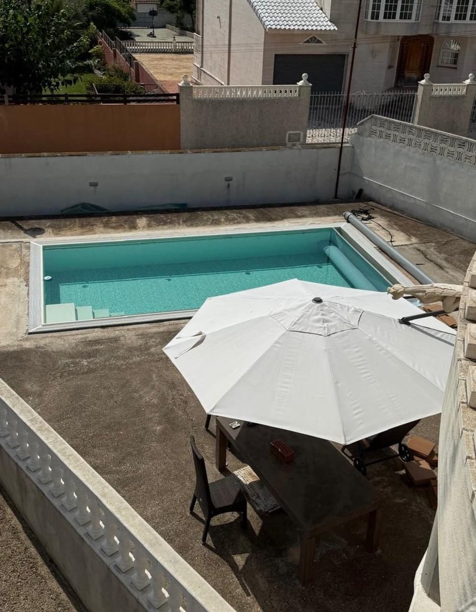 4 slaapkamer Villa te koop in Vinaros met garage - € 415.000 (Ref: 9345054)