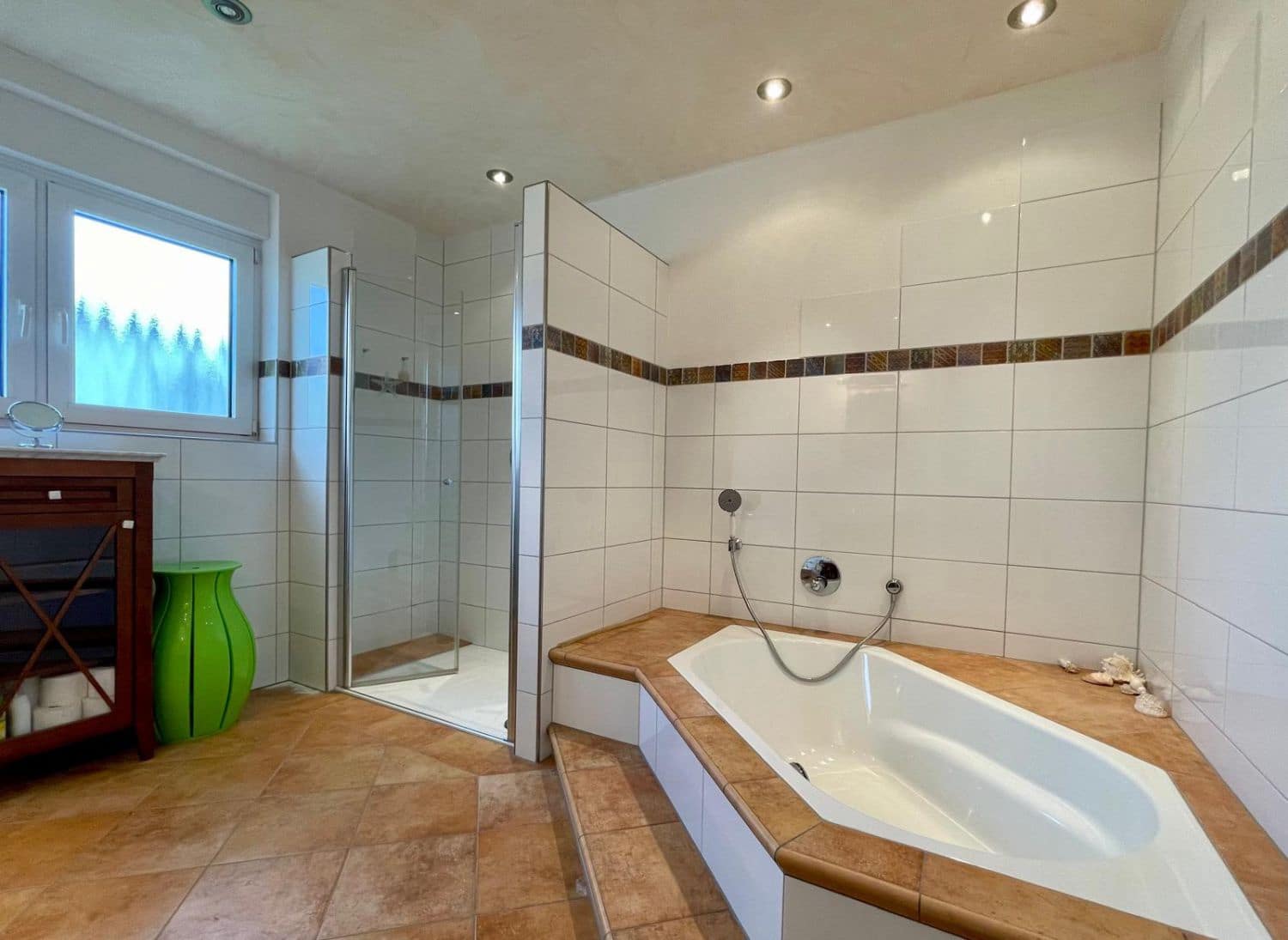 4 slaapkamer Villa te koop in Vinaros met garage - € 415.000 (Ref: 9345054)