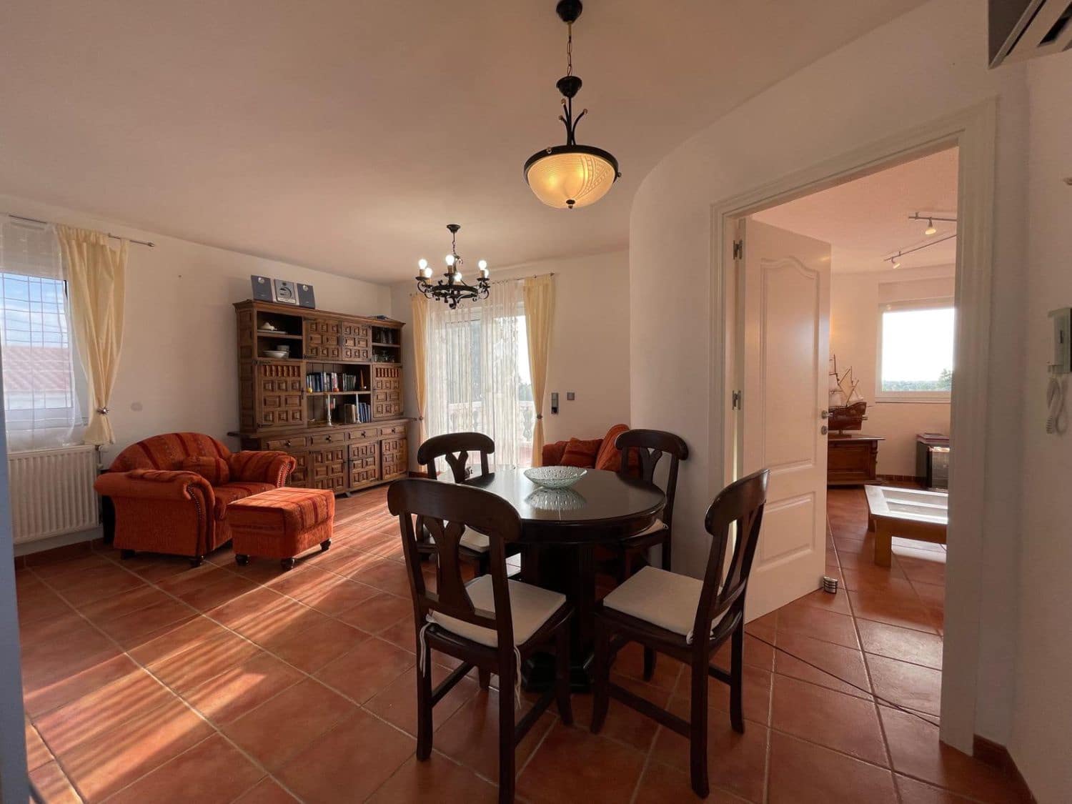 4 slaapkamer Villa te koop in Vinaros met garage - € 415.000 (Ref: 9345054)