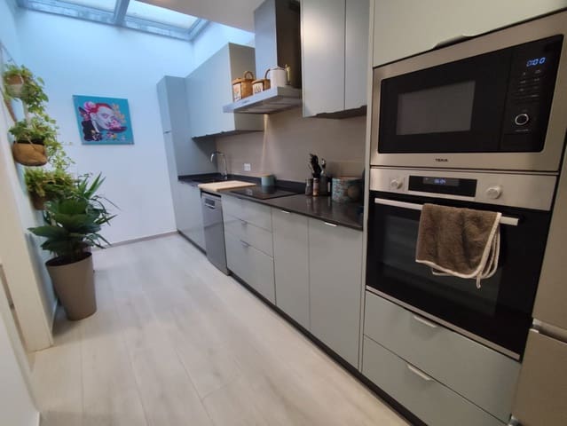 2 bedroom Townhouse for sale in Burriana / Borriana - € 250,000 (Ref: 9345055)