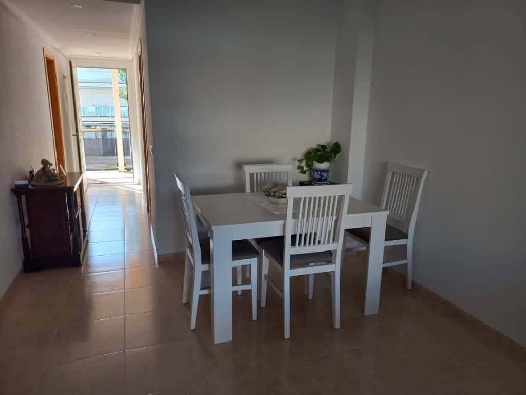 2 sovrum Lägenhet till salu i Oropesa  - 180 000 € (Ref: 9345056)