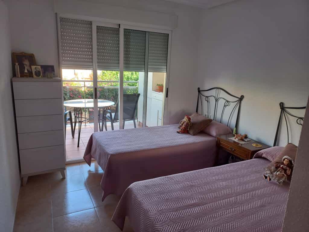 2 sovrum Lägenhet till salu i Oropesa  - 180 000 € (Ref: 9345056)