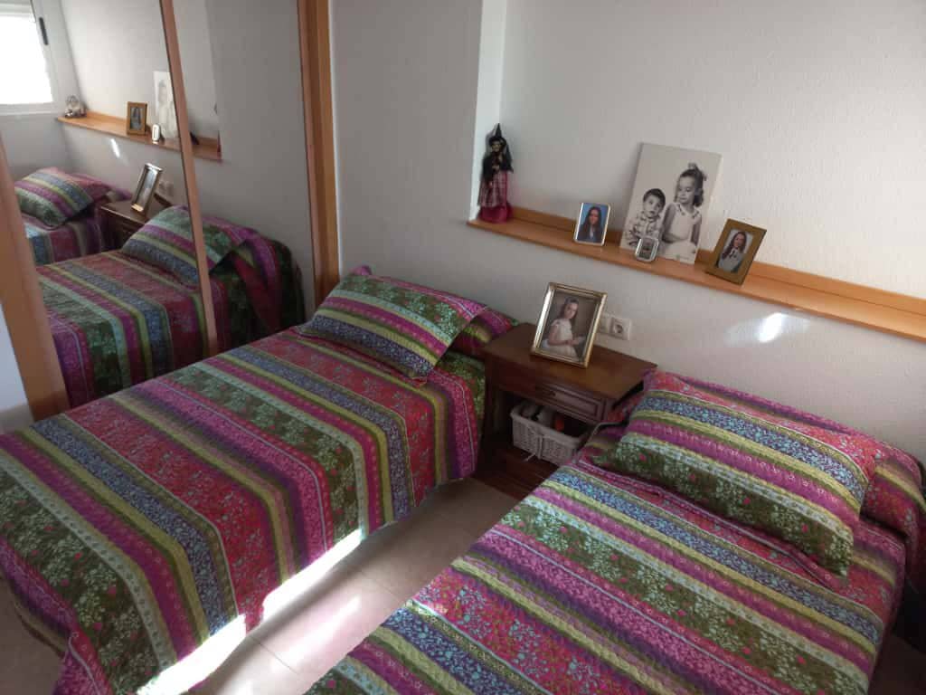 2 sovrum Lägenhet till salu i Oropesa  - 180 000 € (Ref: 9345056)