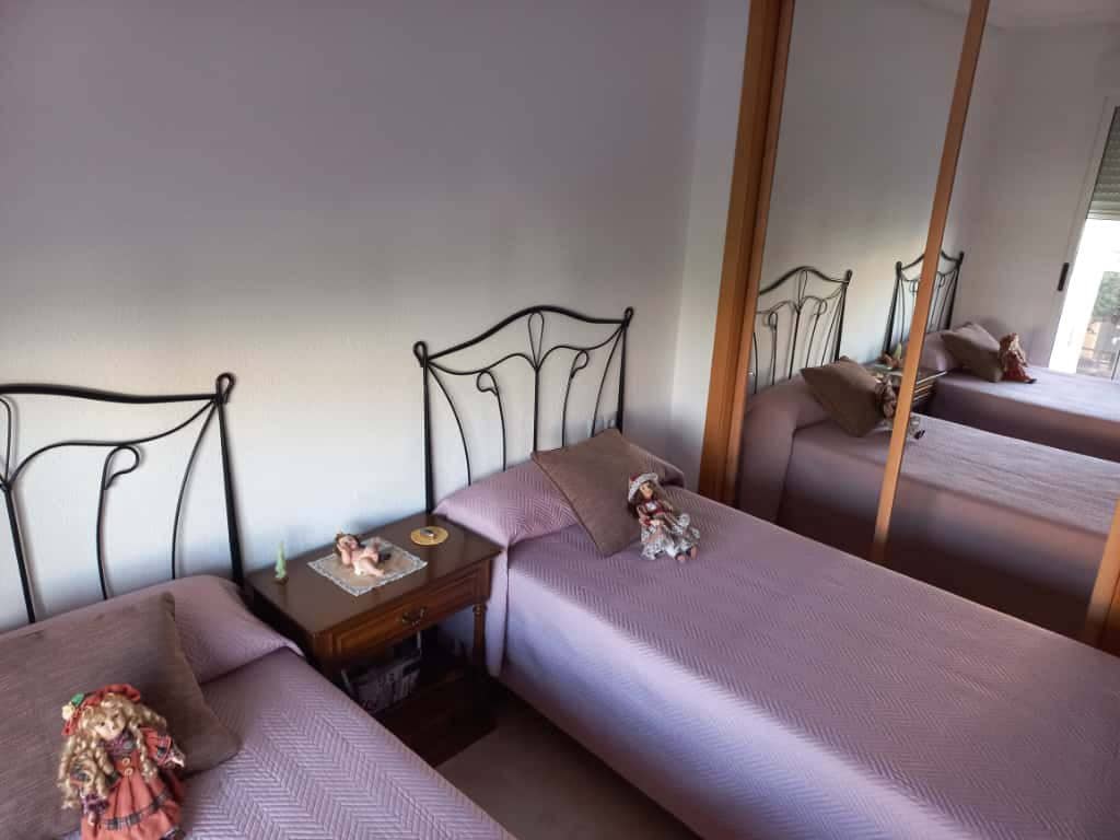 2 sovrum Lägenhet till salu i Oropesa  - 180 000 € (Ref: 9345056)