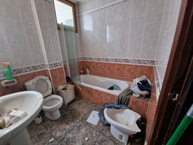 4 soveværelse Lejlighed til salg i Artana - € 38.500 (Ref: 9349751)