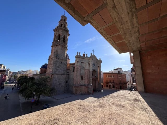 Lägenhet till salu i La Vall d'Uixó - 300 000 € (Ref: 9360555)