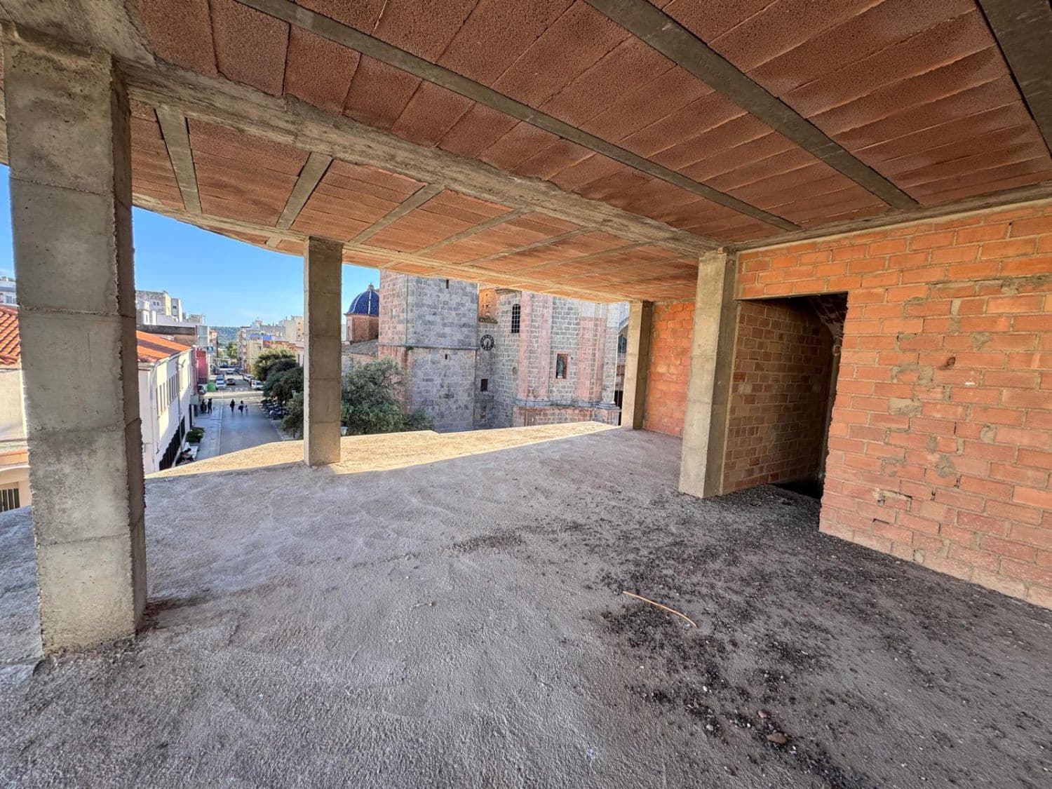 Lägenhet till salu i La Vall d'Uixo - 300 000 € (Ref: 9360555)