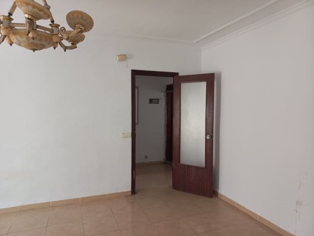 3 slaapkamer Appartement te koop in Oropesa  - € 102.000 (Ref: 9362720)