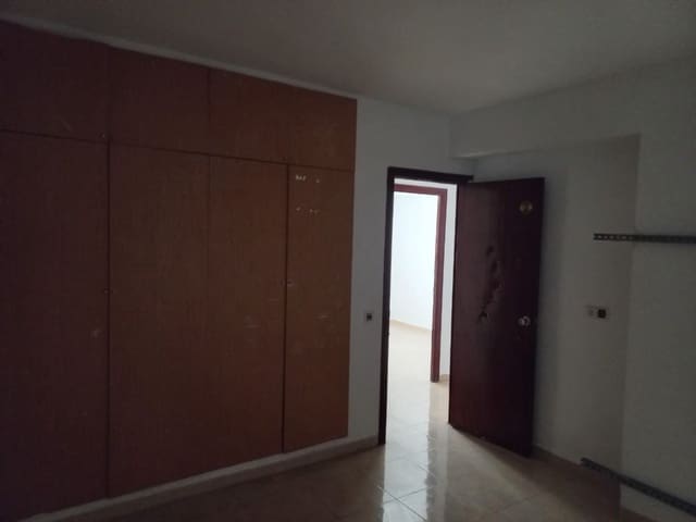 3 slaapkamer Appartement te koop in Oropesa  - € 102.000 (Ref: 9362720)