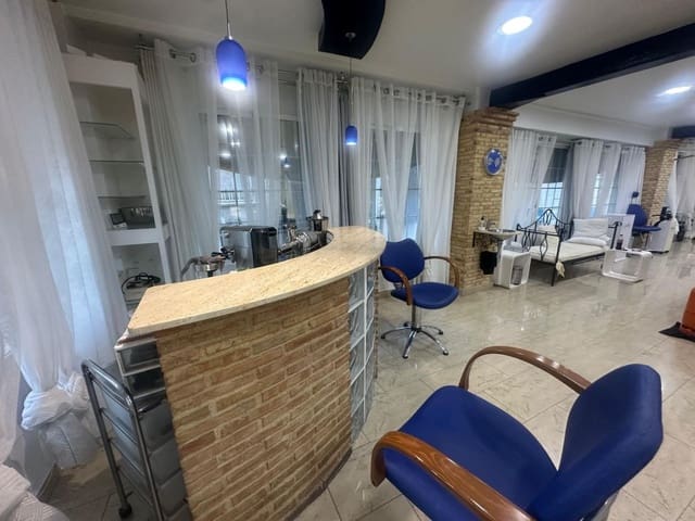 Flat te koop in Castelló de la Plana - € 350.000 (Ref: 9367800)