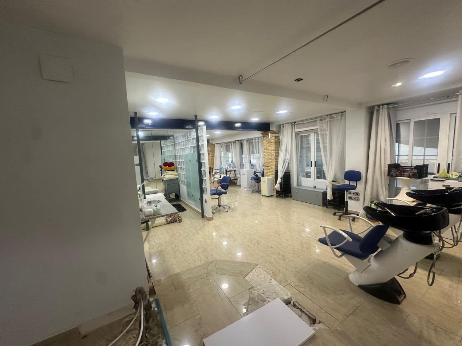 Flat for sale in Castello de la Plana - € 350,000 (Ref: 9367800)