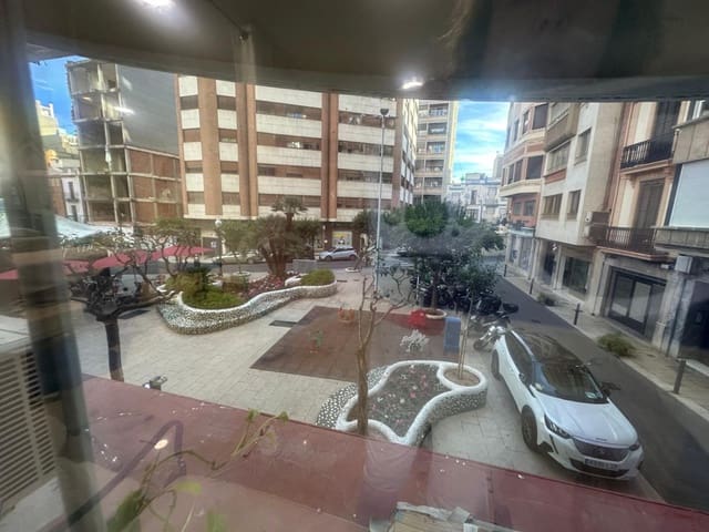 Flat te koop in Castelló de la Plana - € 350.000 (Ref: 9367800)