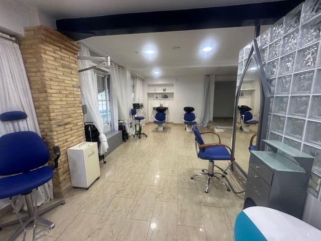 Flat te koop in Castelló de la Plana - € 350.000 (Ref: 9367800)