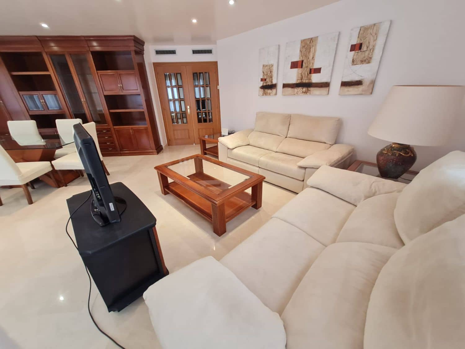 4 bedroom Flat for rent in Castello de la Plana - € 1,300 (Ref: 9383168)