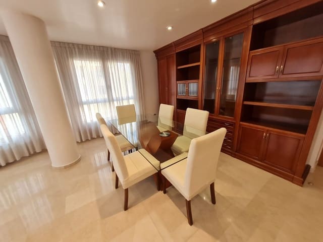 4 bedroom Flat for rent in Castelló de la Plana - € 1,300 (Ref: 9383168)