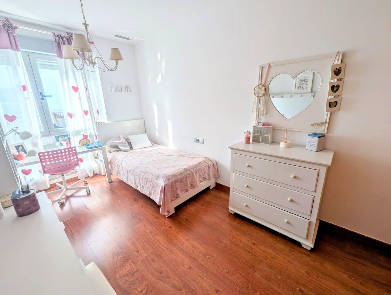 4 sypialnia Dom szeregowy na sprzedaż w Castello de la Plana - 370 000 € (Ref: 9386118)