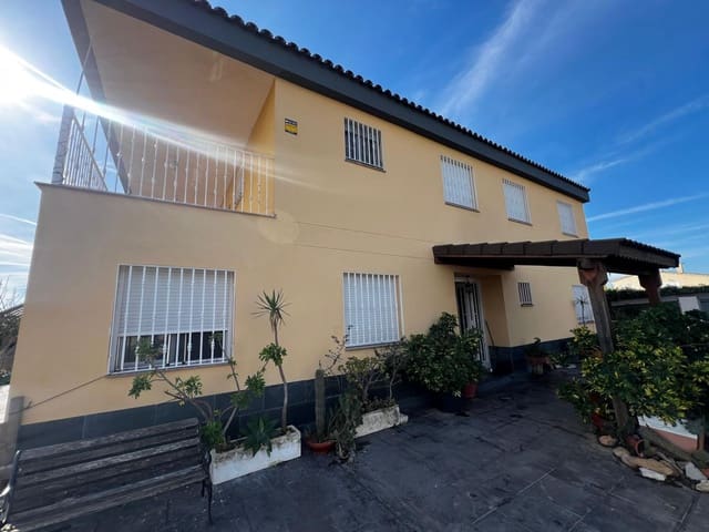 6 makuuhuone Huvila myytävänä paikassa El Grau de Castelló, Castelló de la Plana - 450 000 € (Ref: 9388110)