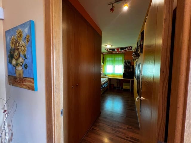 6 makuuhuone Huvila myytävänä paikassa El Grau de Castelló, Castelló de la Plana - 450 000 € (Ref: 9388110)