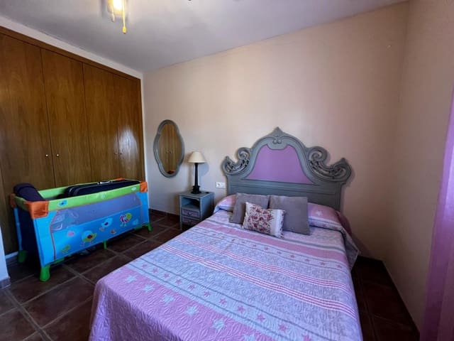 6 makuuhuone Huvila myytävänä paikassa El Grau de Castelló, Castelló de la Plana - 450 000 € (Ref: 9388110)