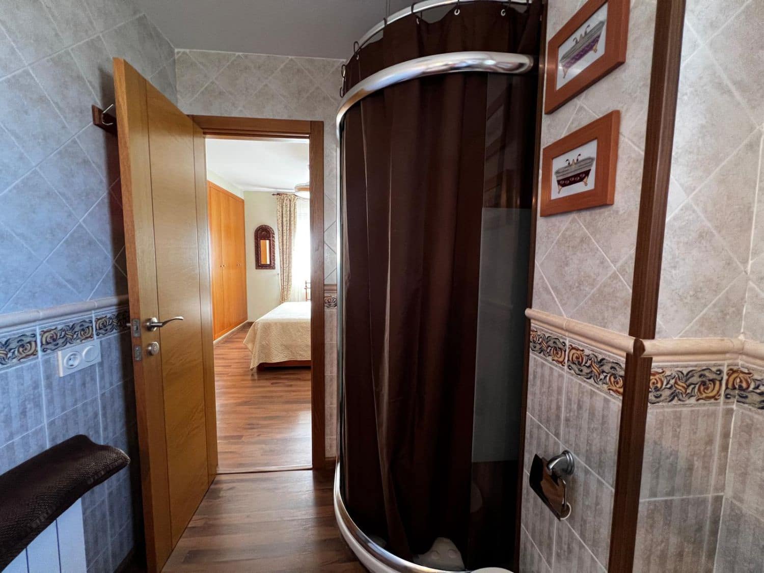 6 makuuhuone Huvila myytävänä paikassa Castello de la Plana - 450 000 € (Ref: 9388110)